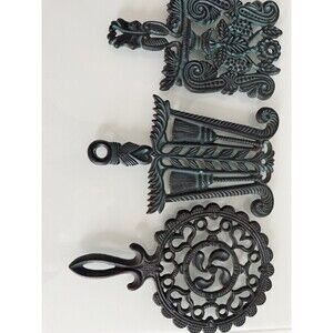 ✿ Vintage Cast Iron Trivet Grape Vine Ornate Wall Decor Rustic Kitchen Art Brend